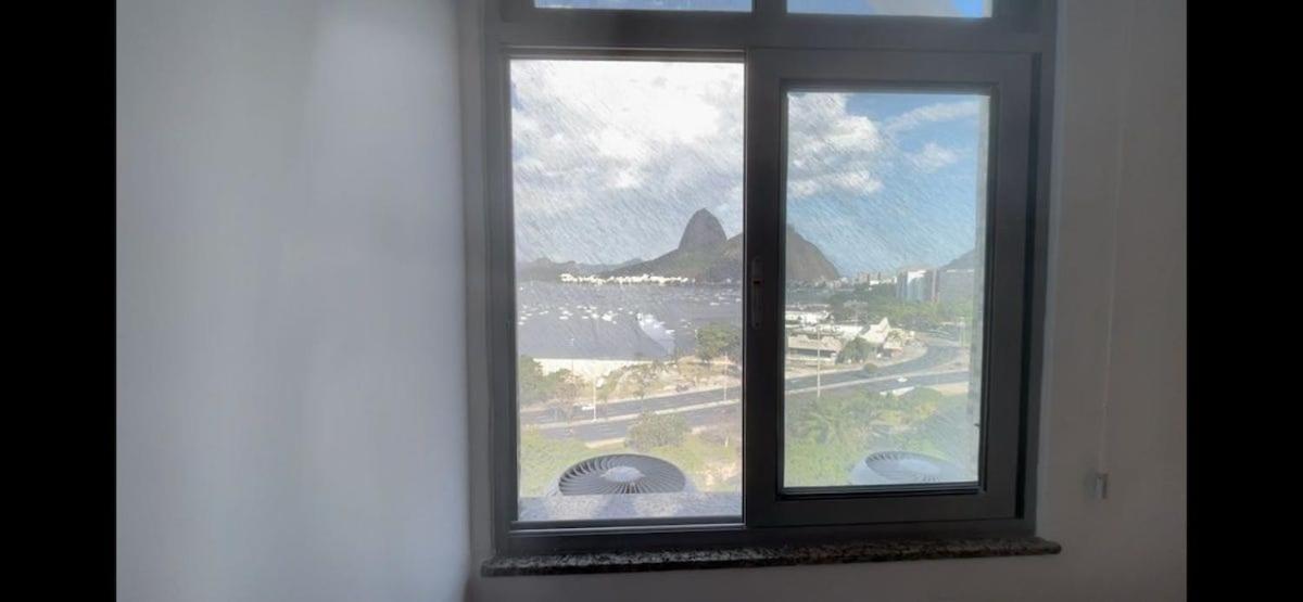 Em Frente A De Botafogo, Vista Incrivel! * Rio de Janeiro